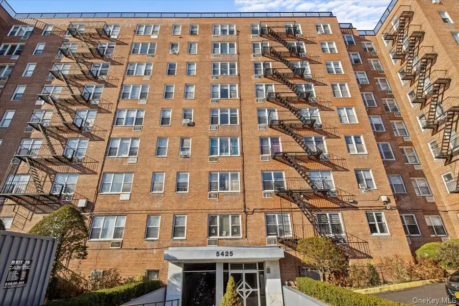 5425 Valles Avenue #1N, Bronx, NY 10471 - Image #2