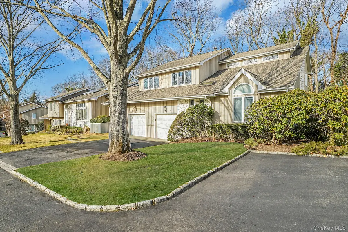 6 Stone Gate Court #6, Smithtown, NY 11787 - Image #1