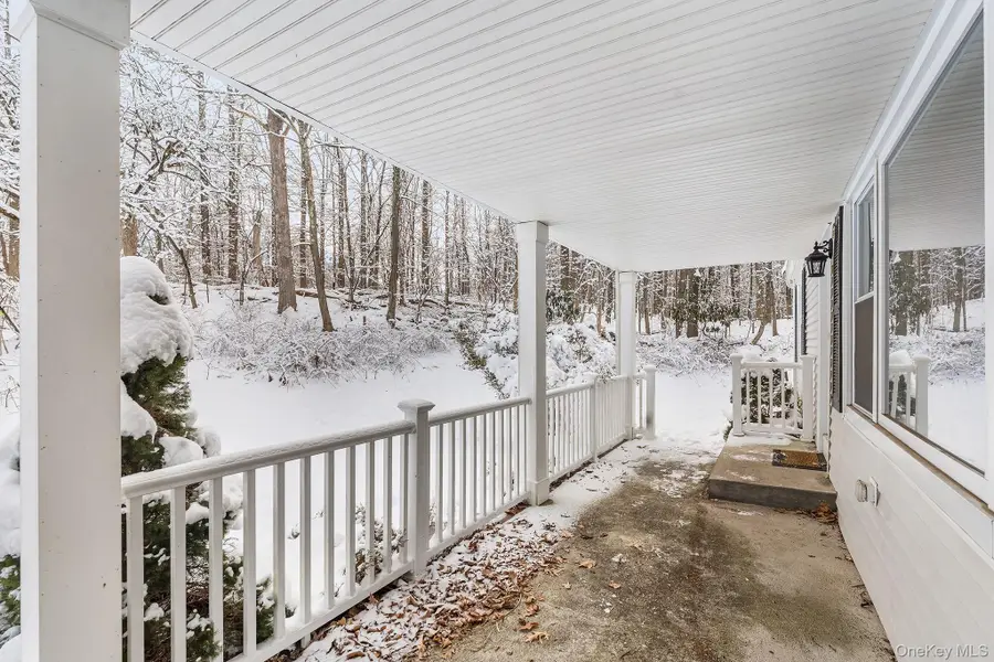 3483 Overlook Avenue, Yorktown Heights, NY 10598 - Image #2