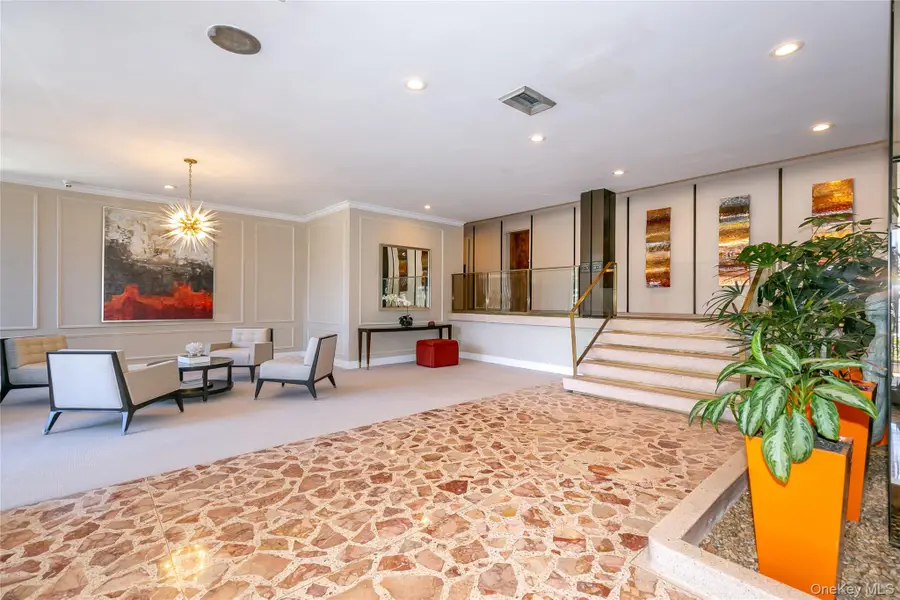 1 Kensington Gate #302, Great Neck, NY 11021 - #2