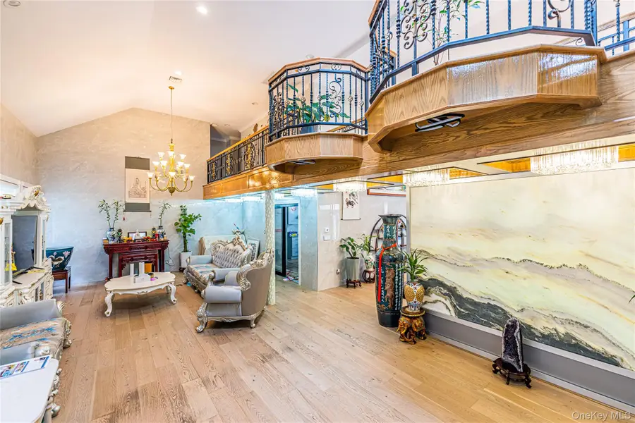 2 Summerwind Drive, Glen Head, NY 11545 - Image #3