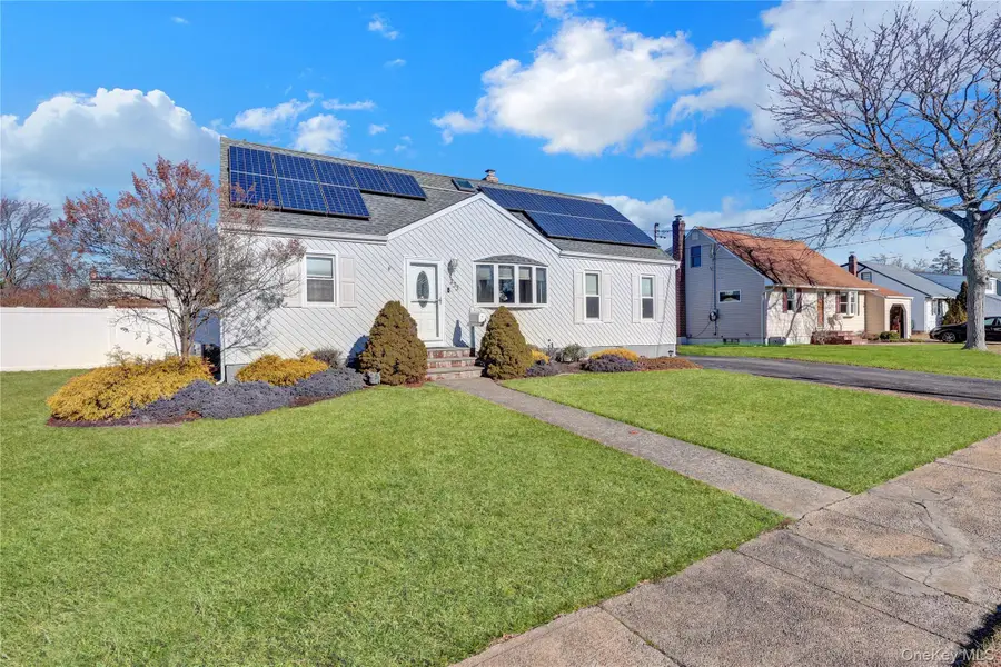 233 Sears Road, West Islip, NY 11795 - #2