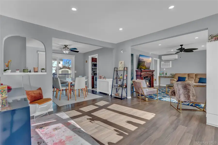 233 Sears Road, West Islip, NY 11795 - #3