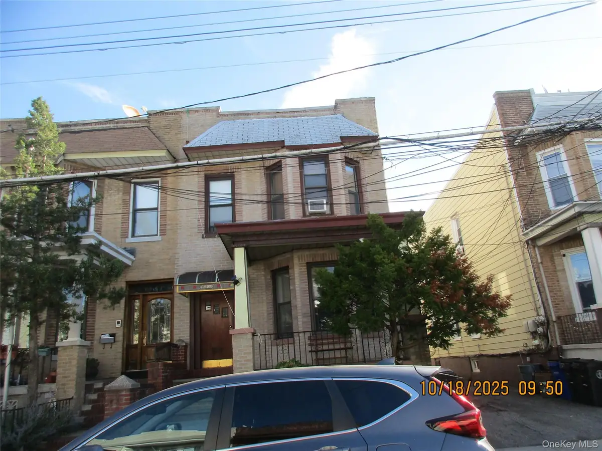 68-09 79 Street, Middle Village, NY 11379 - Image #1