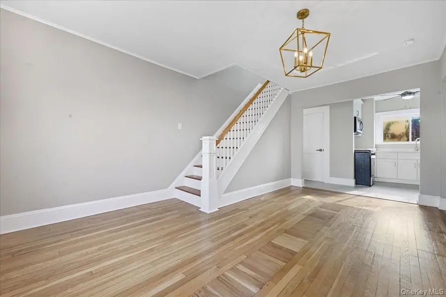 160 Argyle Avenue, Uniondale, NY 11553 - Image #2