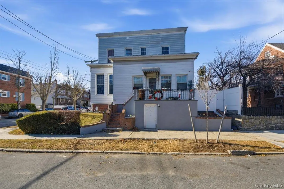 2523 Woodhull Avenue, Bronx, NY 10469 - Image #1