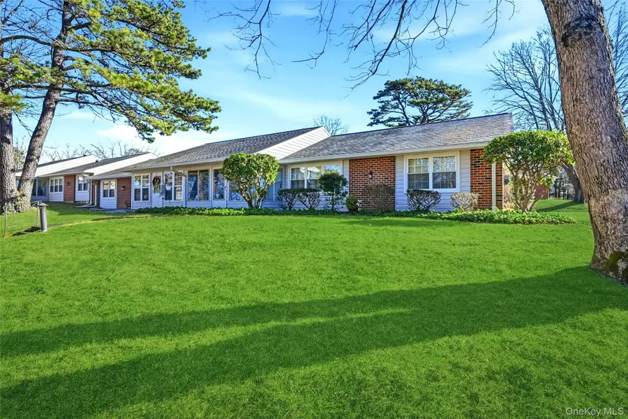 128D Exmore Court, Ridge, NY 11961 - #3