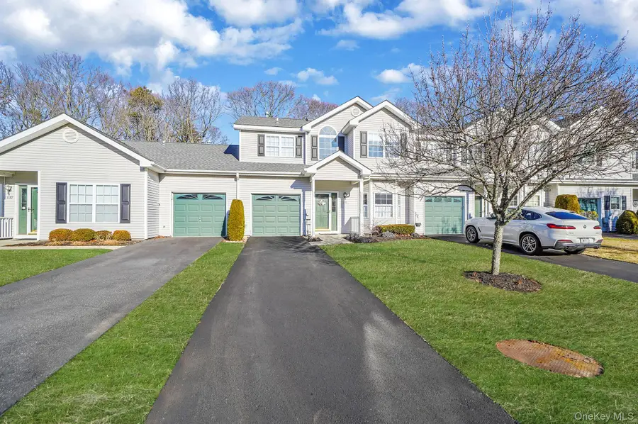 115 Willow Wood Drive, Oakdale, NY 11769 - #3