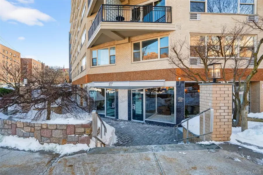 12 Old Mamaroneck Road #2G, White Plains, NY 10605 - Image #3