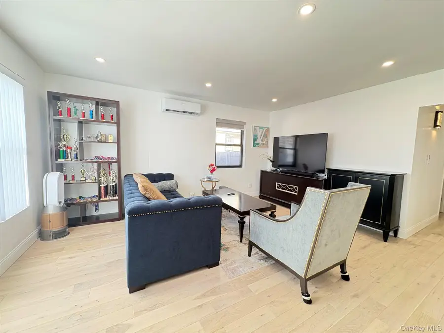 41-75 Morgan Street, Little Neck, NY 11363 - Image #3