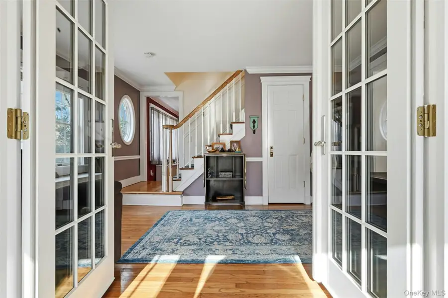 44 Bayberry Drive, Huntington, NY 11743 - Image #3