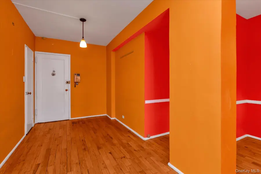 99-21 67 Road #3A, Forest Hills, NY 11375 - Image #2