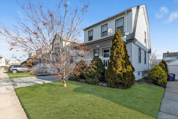 15 Eton Street, Valley Stream, NY 11581