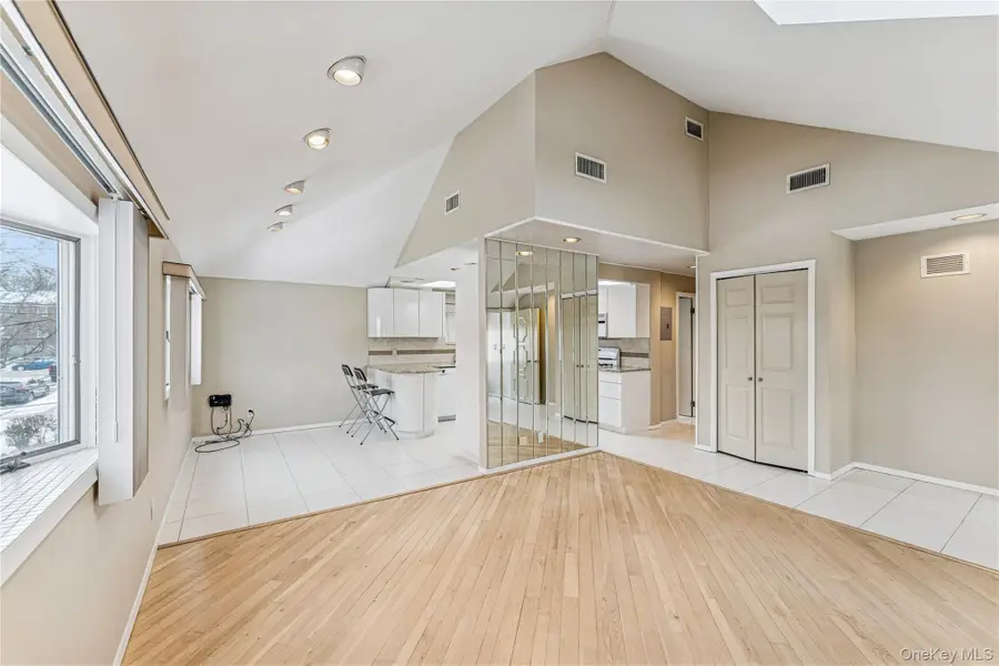 57-10 253rd Street, Little Neck, NY 11362 - Image #3