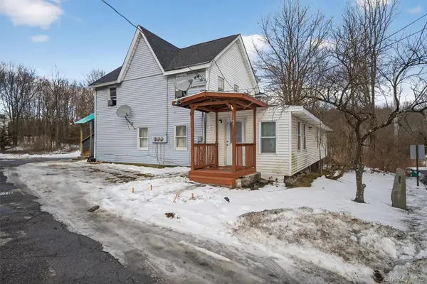 155 Huckleberry Turnpike, Wallkill, NY 12589