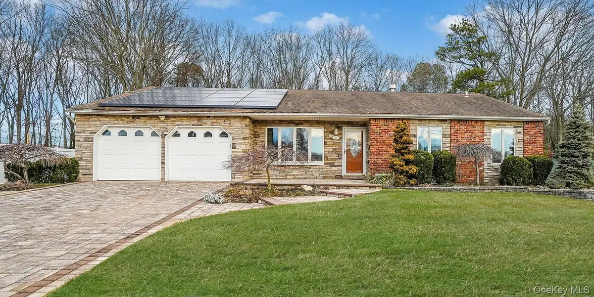 52 San Rafael Avenue, Holbrook, NY 11741 - Image #1