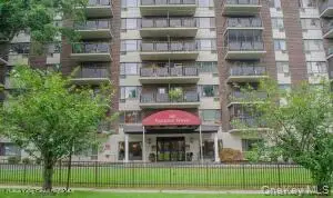 160 Academy Street #6C, Poughkeepsie, NY 12601 - Image #1