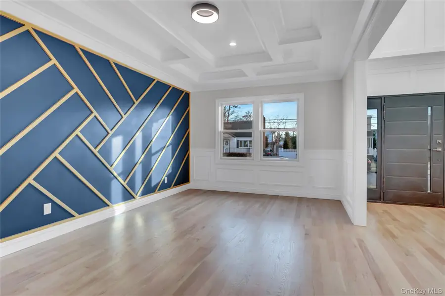 124 Mckinley Avenue, North Bellmore, NY 11710 - Image #3