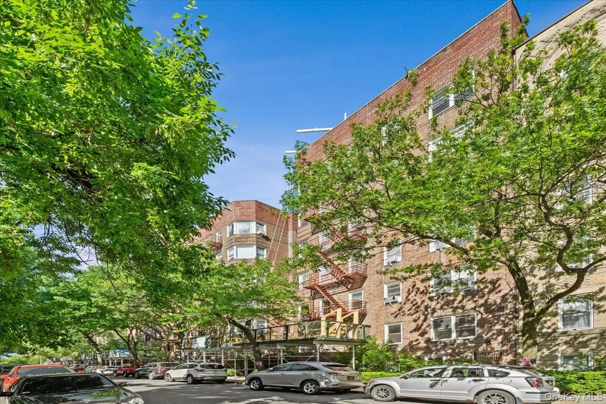 3810 Greystone Avenue #305, Bronx, NY 10463 - Image #1