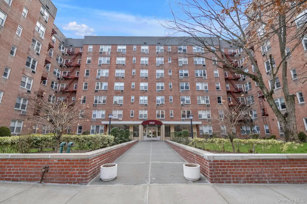 1 Sadore Lane #7Y, Yonkers, NY 10710 - Image #1