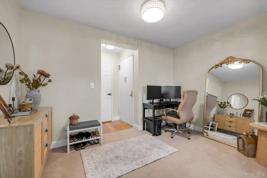 1 Sadore Lane #7Y, Yonkers, NY 10710 - Image #2