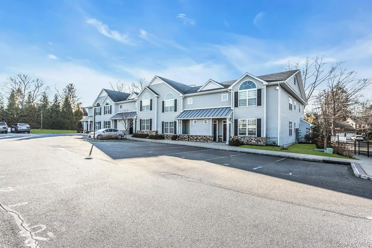710 Breton Way #710, Glen Cove, NY 11542 - Image #1