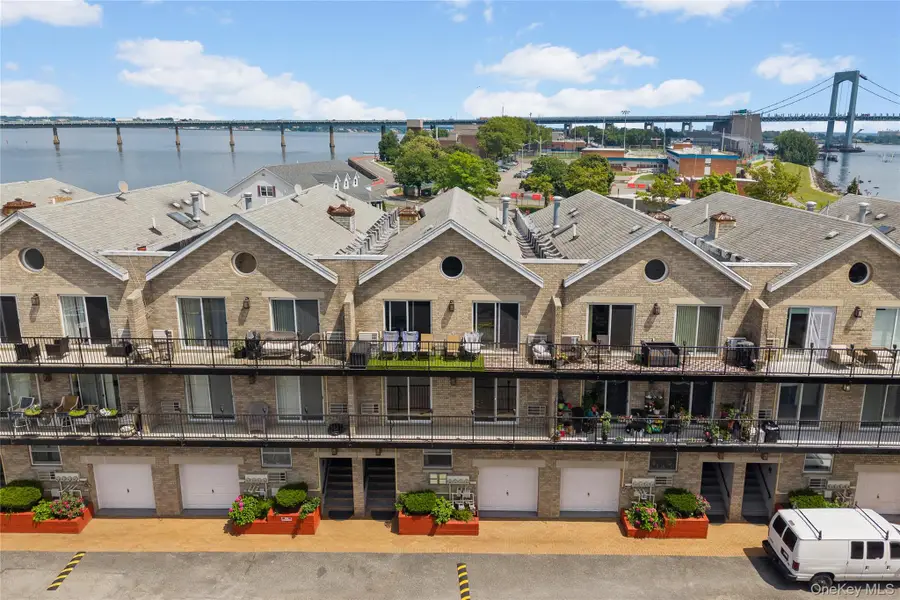 10 Pennyfield Ave Avenue #5C, Bronx, NY 10465 - Image #2