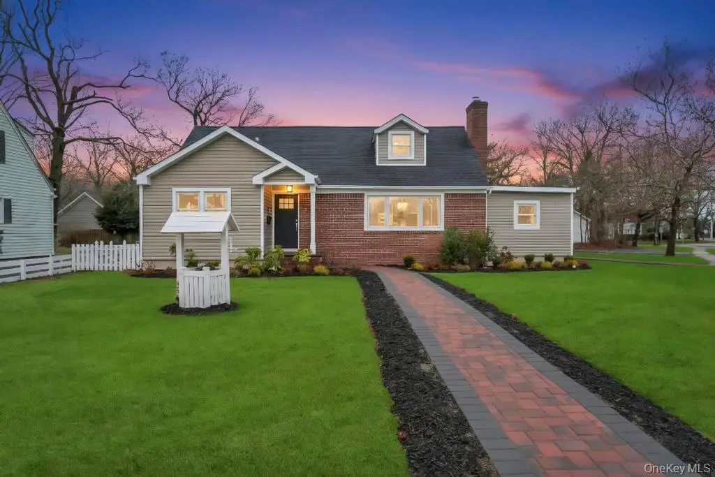 92 Sunset Road, Bay Shore, NY 11706 - #1