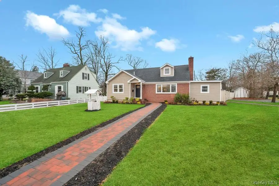 92 Sunset Road, Bay Shore, NY 11706 - #2