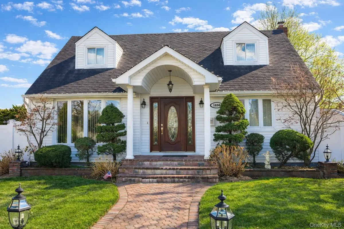 1696 Francis Drive, East Meadow, NY 11554 - Image #1