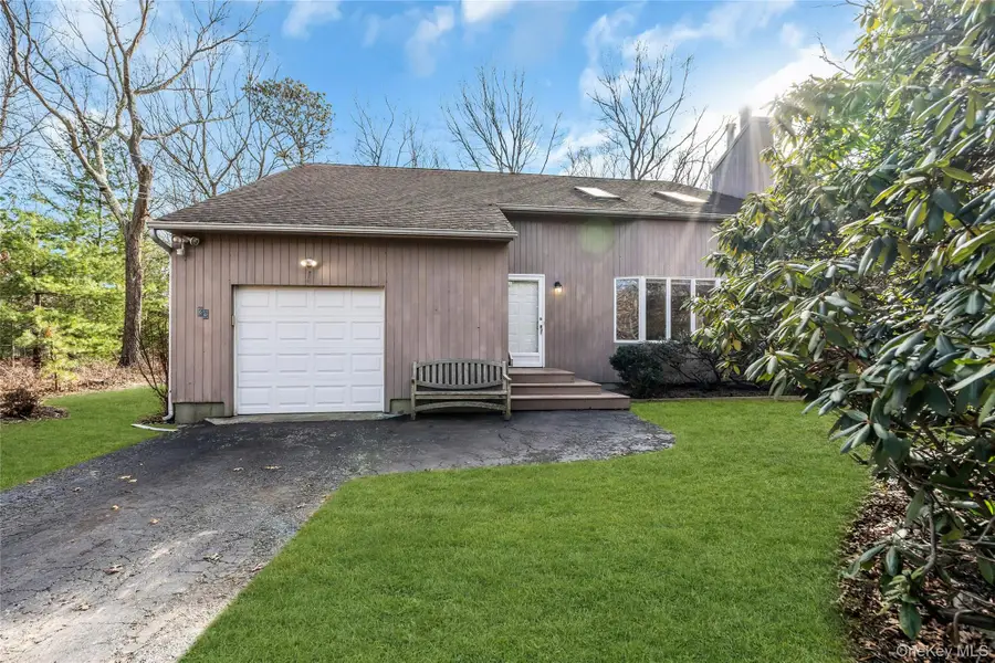 23 Bellows Terrace, Hampton Bays, NY 11946 - #3