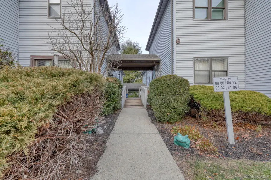 86 Albert Court, Monroe, NY 10950 - Image #2