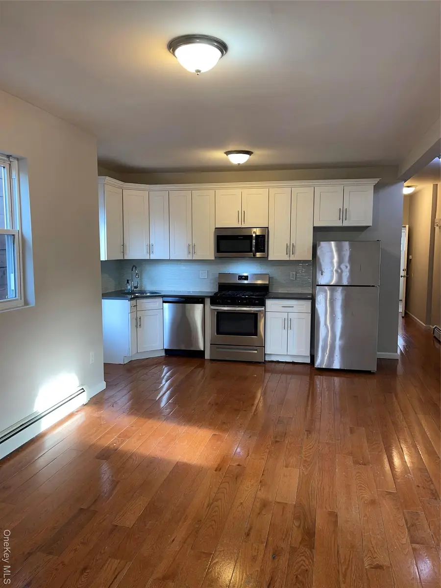 142 N Terrace Avenue, Mount Vernon, NY 10550 - Image #2