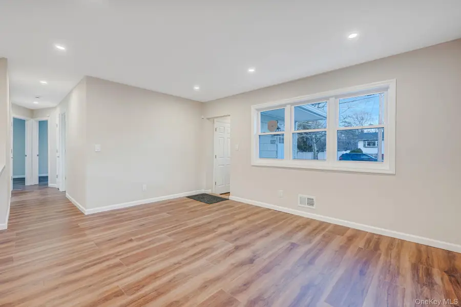 1137 Nugent Avenue, Bay Shore, NY 11706 - #3