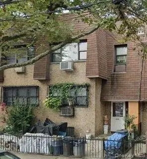 600 Pine Street, Brooklyn, NY 11208 - Image #1