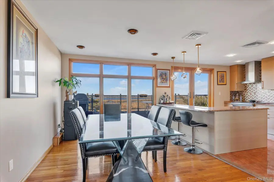 909 Gerry Avenue, Lido Beach, NY 11561 - Image #3