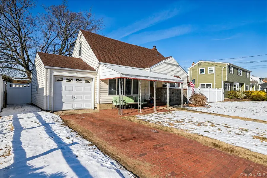 5 Scherer Street, Bethpage, NY 11714 - Image #2