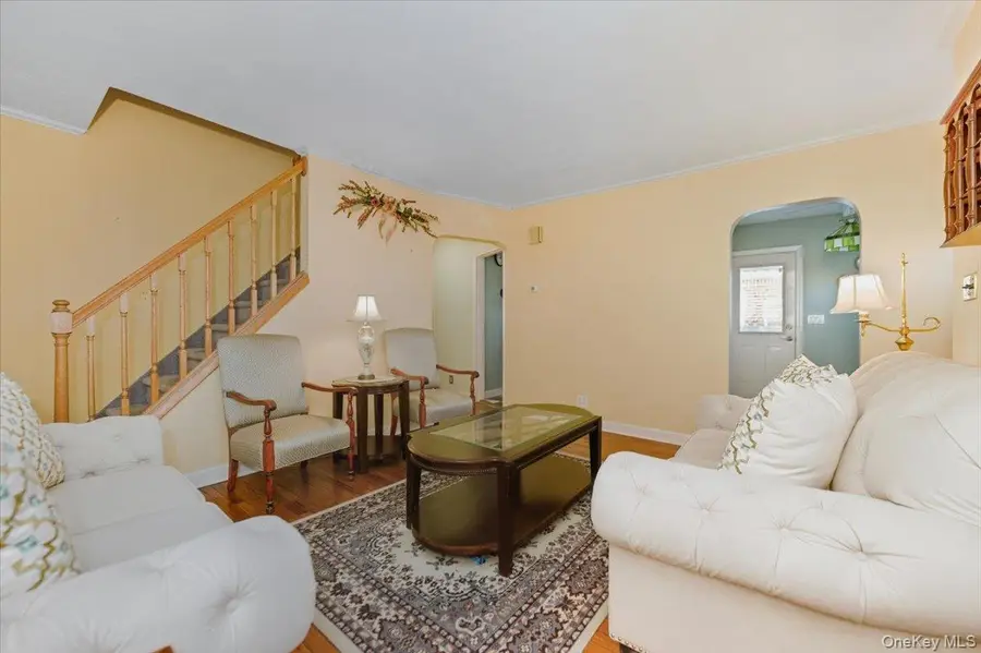 704 Barnes Avenue, Baldwin, NY 11510 - Image #2