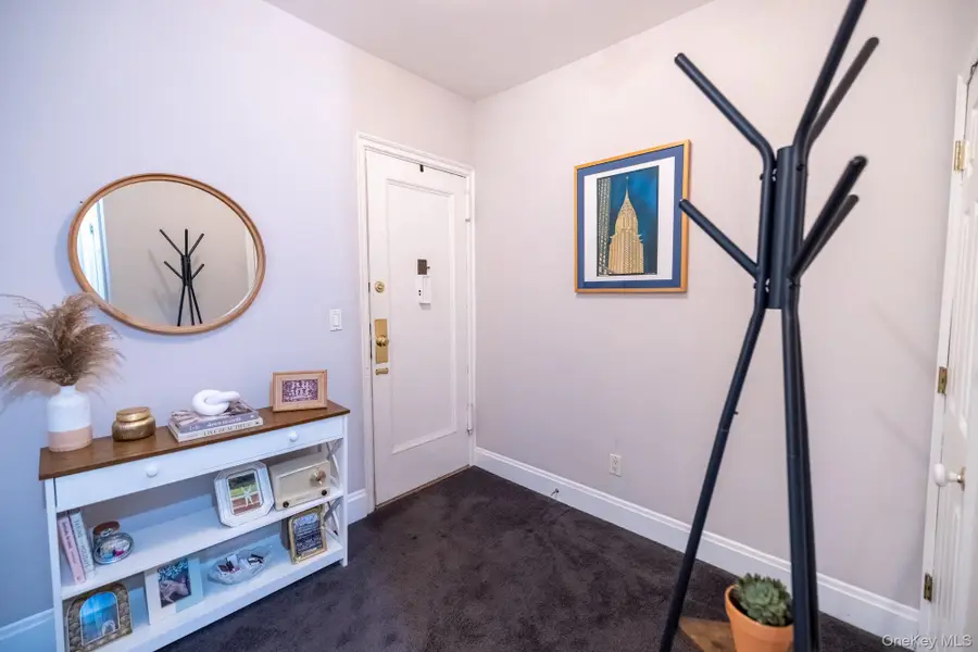 185 Atlantic Avenue #B8, Lynbrook, NY 11563 - Image #3