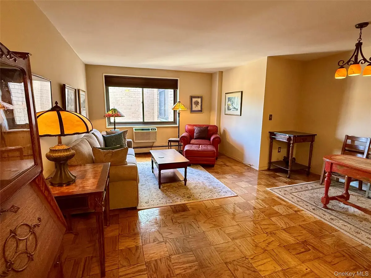 100 E Hartsdale Avenue #7RE, Hartsdale, NY 10530 - Image #1