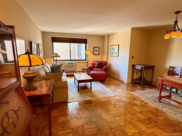 100 E Hartsdale Avenue #7RE, Hartsdale, NY 10530