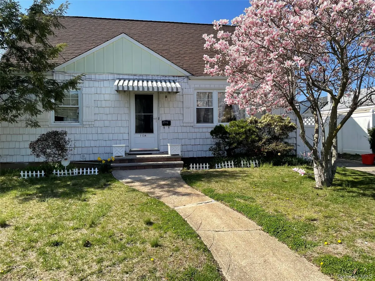 1134 S Everett Street, Valley Stream, NY 11580 - #1