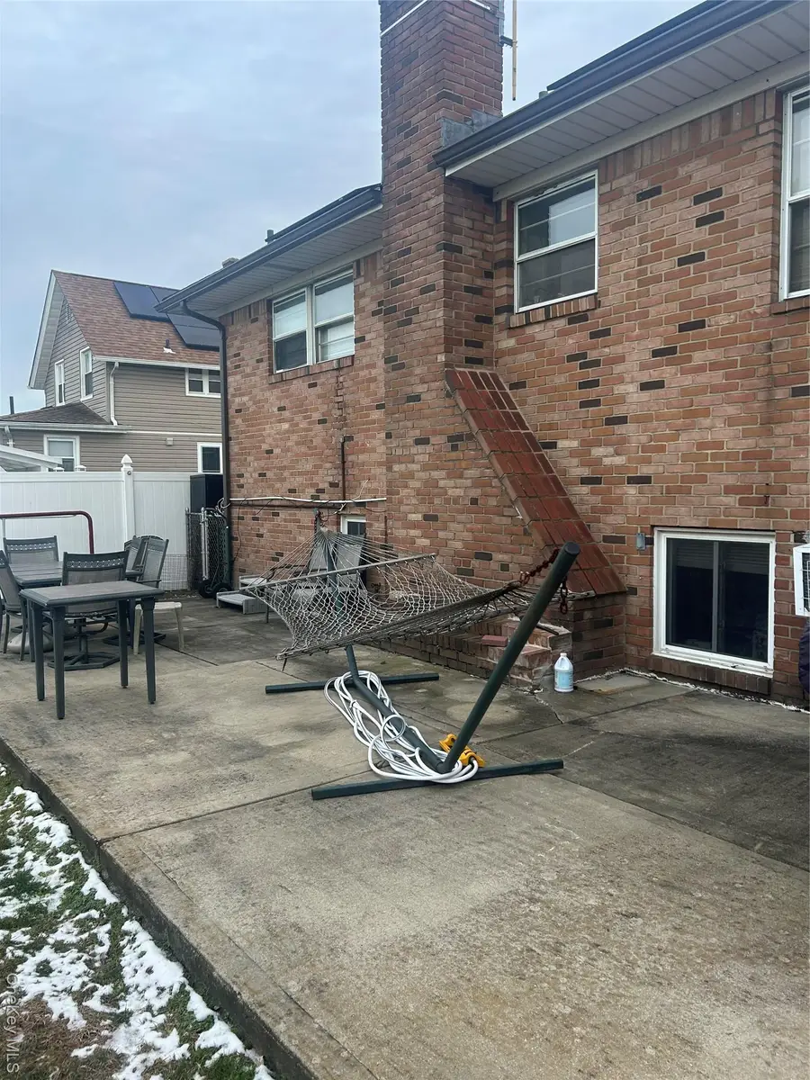 89 Grant Avenue, Farmingdale, NY 11735 - #3