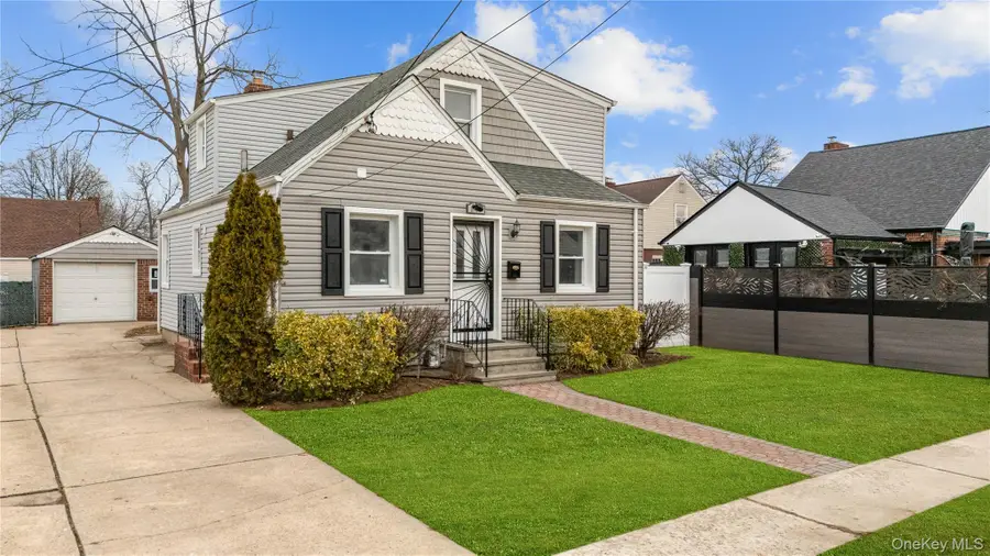 141 Booth Street, Hempstead, NY 11550 - #2