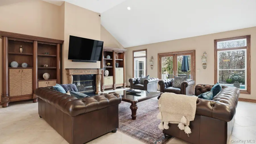 131 Malloy Drive, East Quogue, NY 11942 - Image #3