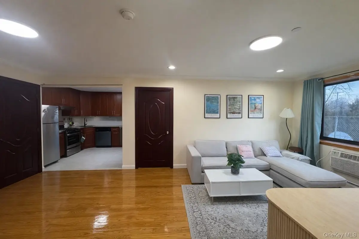 7548 Parsons Boulevard #2A, Fresh Meadows, NY 11366 - Image #1