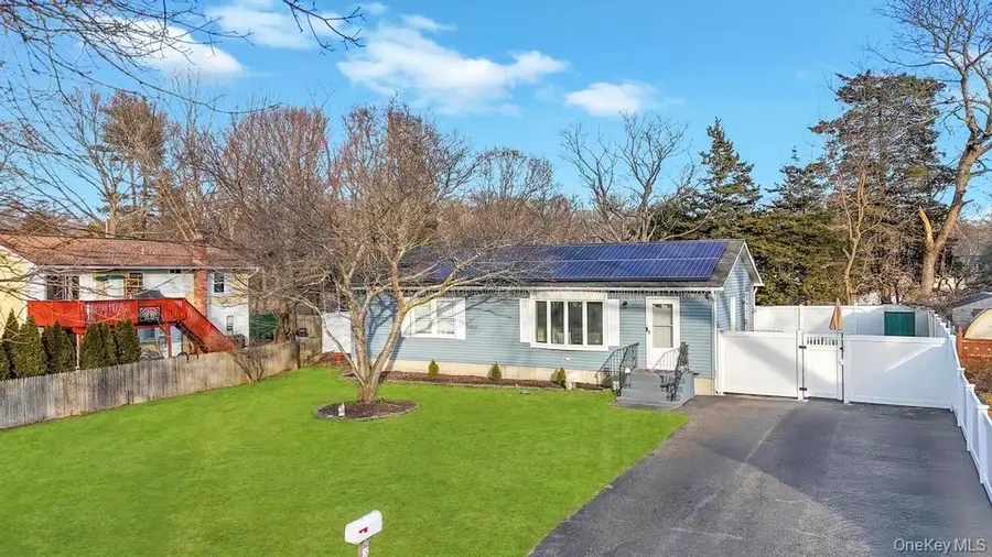 85 Craft Road, Centereach, NY 11720 - Image #3