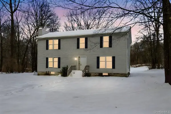 447 N Elting Corners Road, Highland, NY 12528