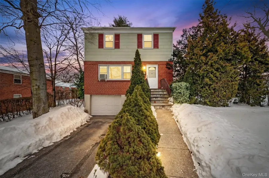 40 AKA 38 Grange Avenue, Yonkers, NY 10710 - Image #2