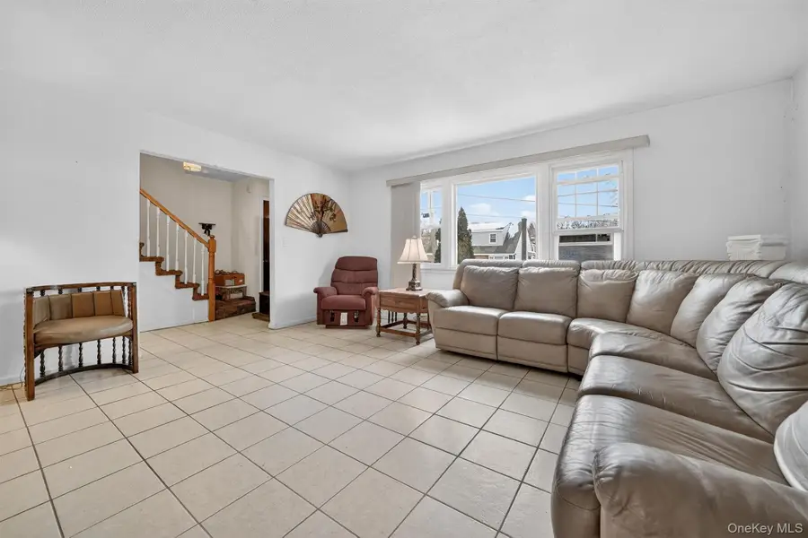 40 AKA 38 Grange Avenue, Yonkers, NY 10710 - Image #3